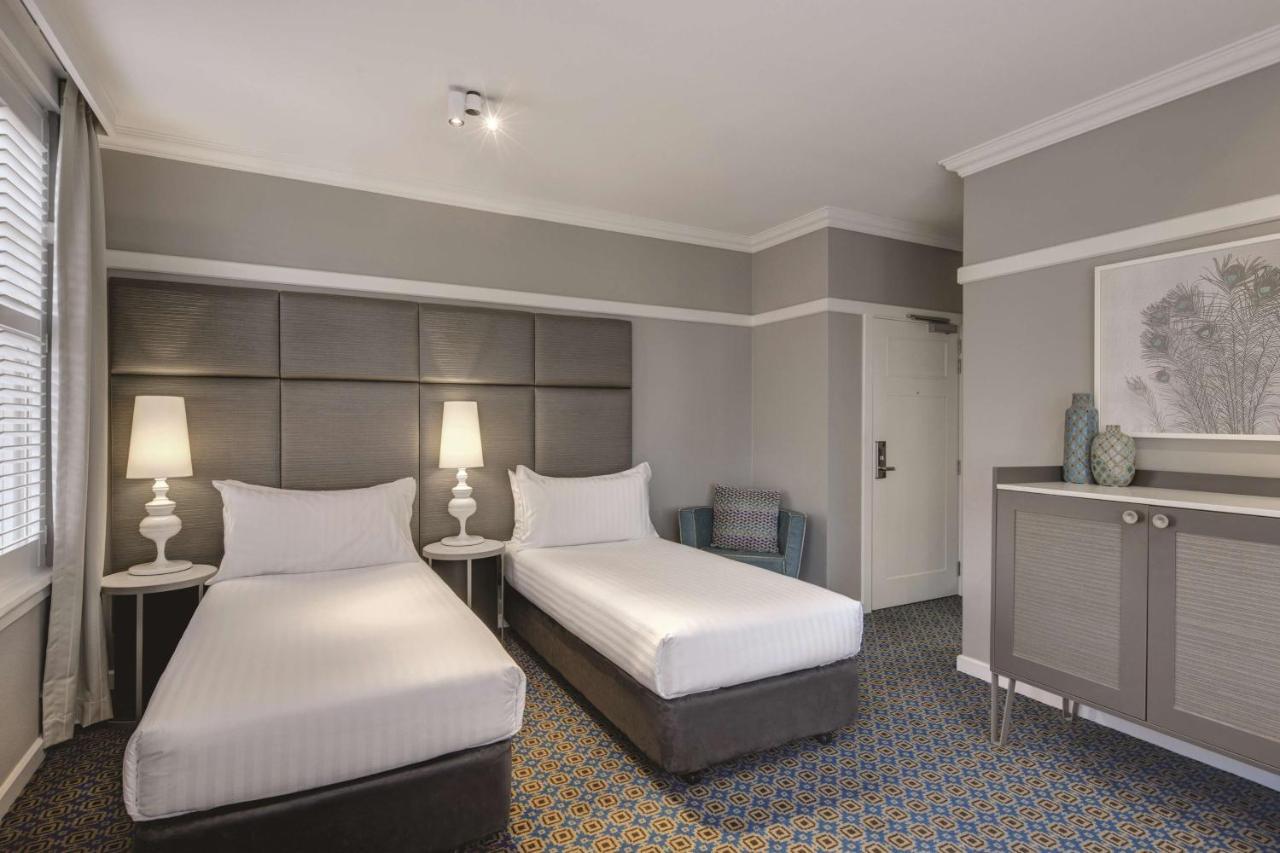 Hotel Kurrajong Канберра Экстерьер фото